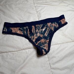 NWT PINK Victoria's Secret Navy and Brown Patterned Lace Thong Size L